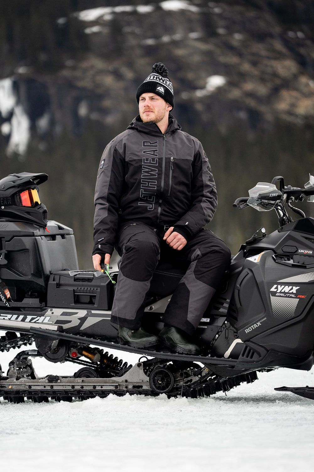 Jethwear the one - insulated monosuit